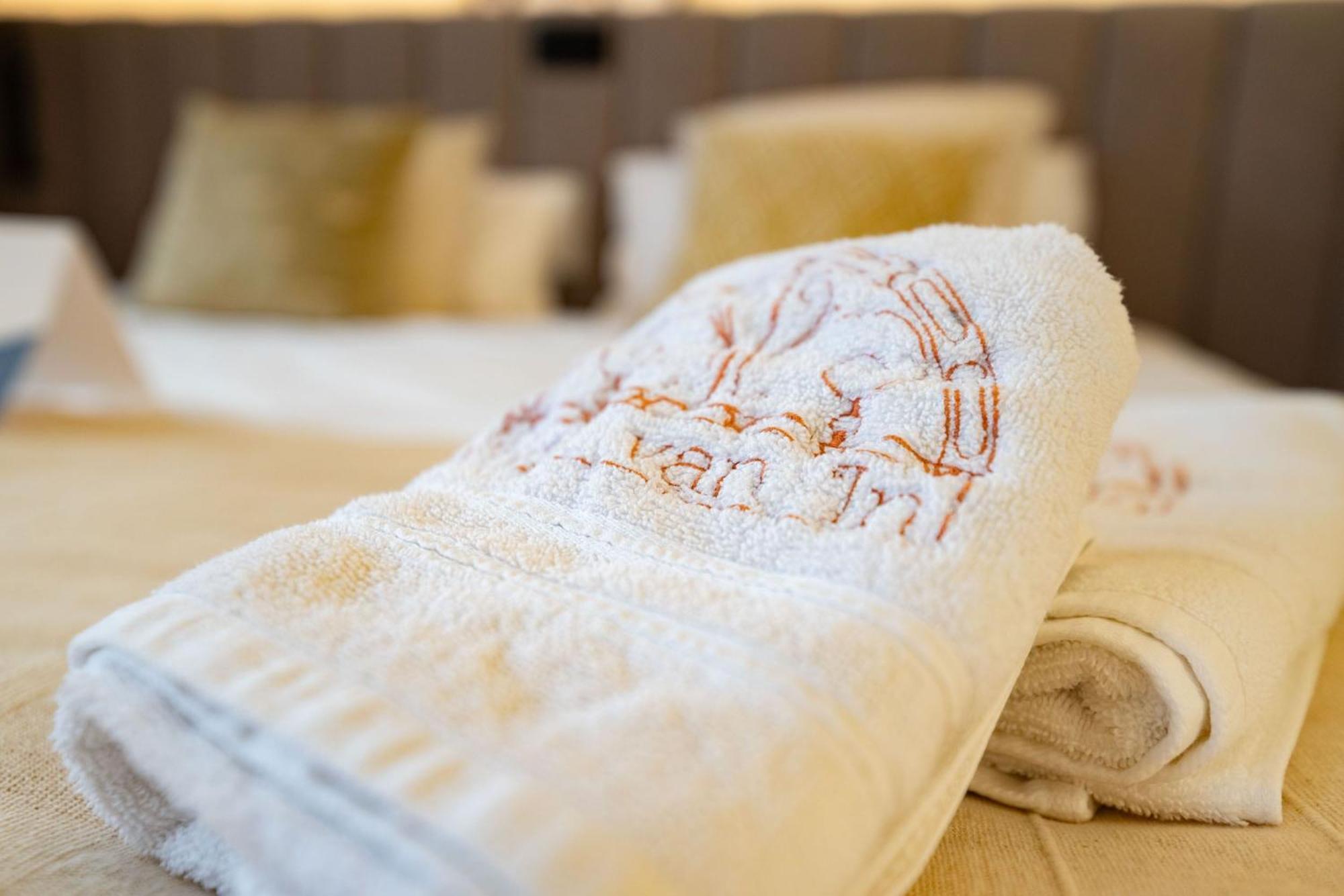 Hof Van In & Wellness Άσσελτ Εξωτερικό φωτογραφία